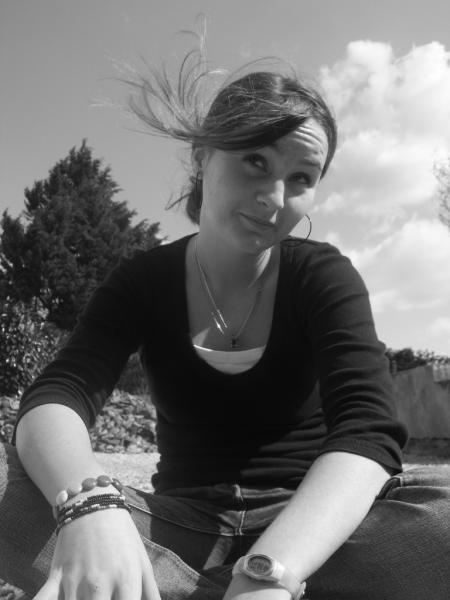 ~mA nOuNettE aVec lEs chEveUx dAnS le VenT ~